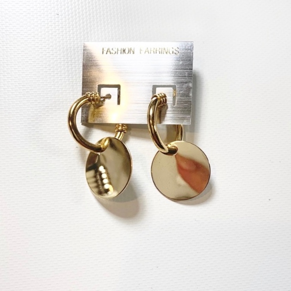 Gold Round Earrings New With Tags NWT